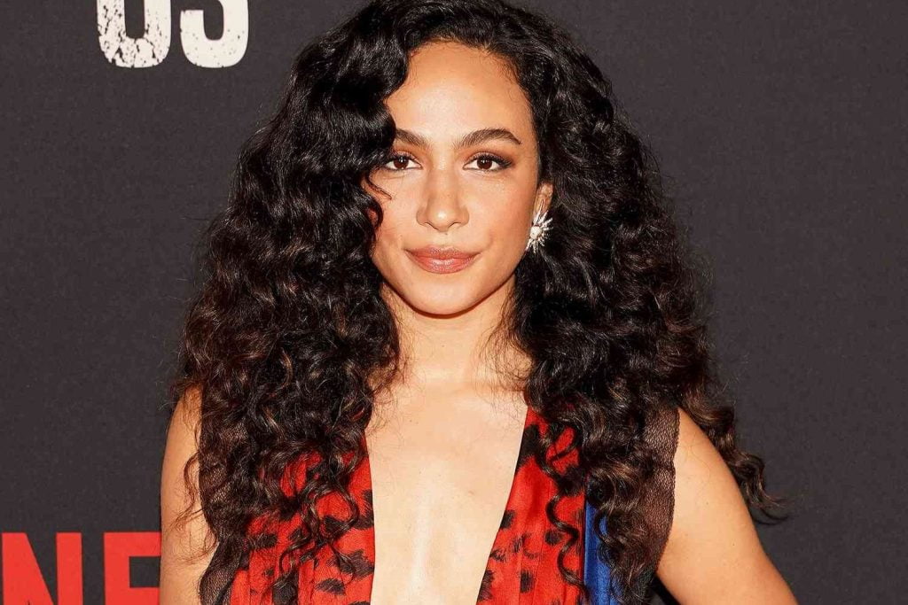 Aurora Perrineau Net Worth (2024)